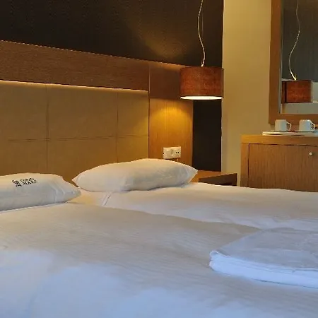 Corfu Mare Hotel 3*
